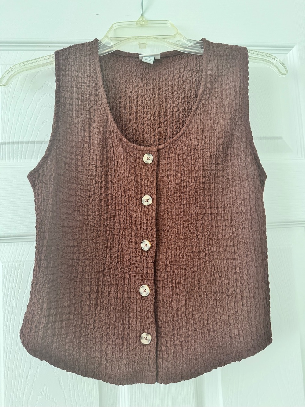 Brown Textured Button-Front Tank Top - Picture 3 of 3